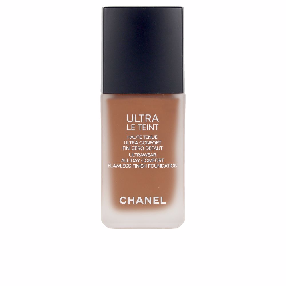 Chanel ULTRA LE TEINT Fluide – Langhoudende, matte foundation met hoge dekking en een fluweelzachte finish.