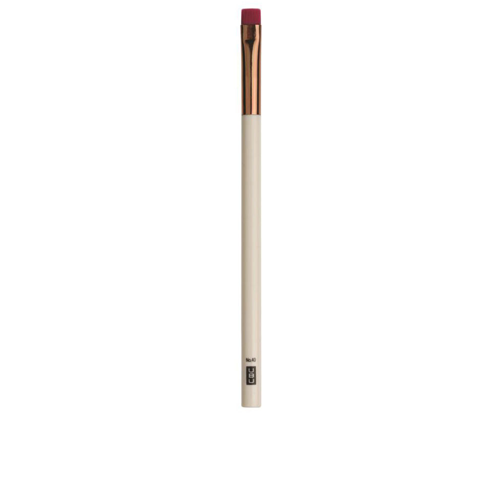 UBU - Urban Beauty United Lippety Stick Lip Brush – Precisie-lipkwast met synthetische haren voor nauwkeurige applicatie van lipproducten.